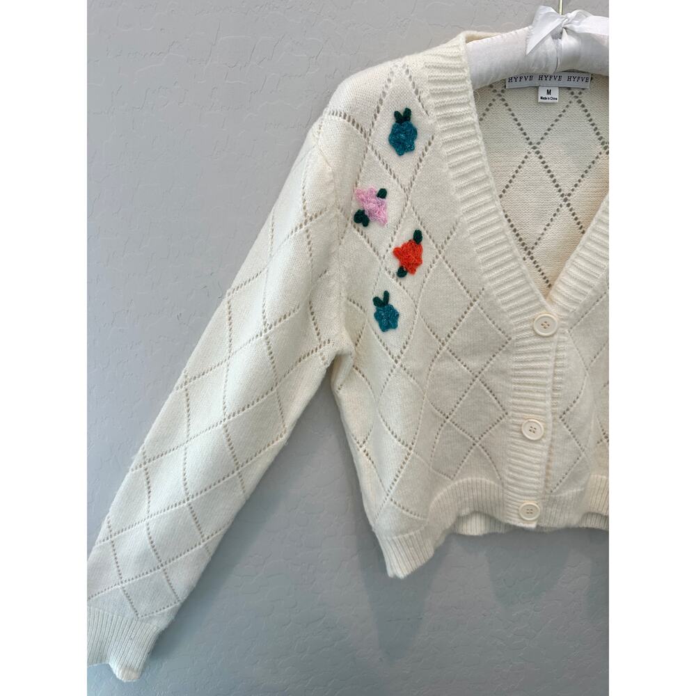 HYFVE Cream Floral Crochet Cropped Cardigan Sweater Cottagecore | Medium - Picture 3 of 7